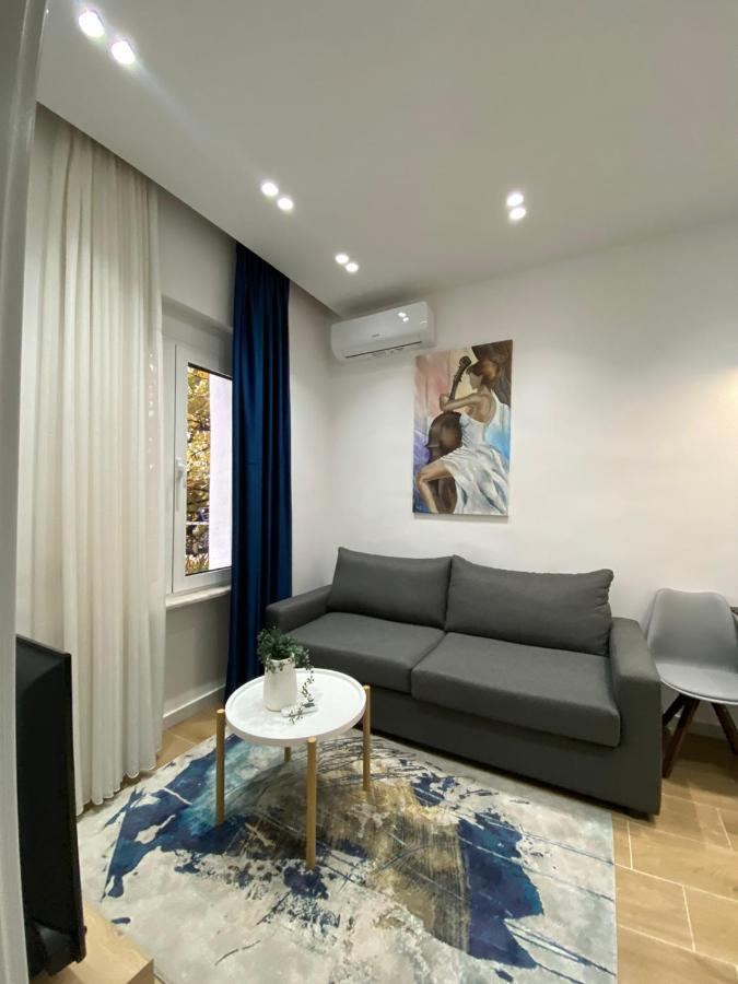 Apartament In Blloku In Front Of Taiwan تيرانا المظهر الخارجي الصورة